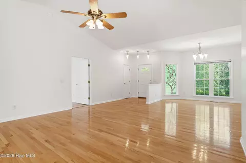 Living - 190 Canter Ln, Pinehurst, NC 28374 photo 4 of 7