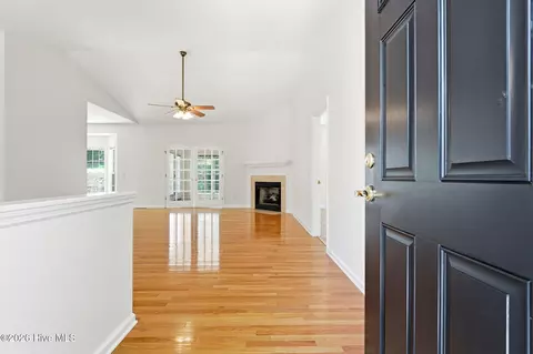 Entry Way - 190 Canter Ln, Pinehurst, NC 28374 photo 1 of 1