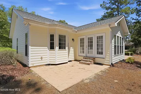 Exterior - 190 Canter Ln, Pinehurst, NC 28374 photo 4 of 6