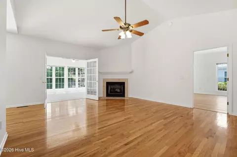 Living - 190 Canter Ln, Pinehurst, NC 28374 photo 3 of 7