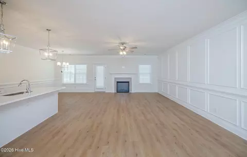 Living - 1077 W Berkley Ct, Thomson, GA 30824 photo 1 of 5