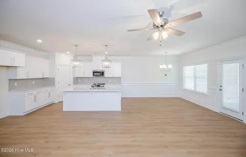 Living - 1077 W Berkley Ct, Thomson, GA 30824 photo 5 of 5