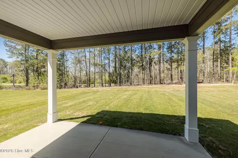 Exterior - 1077 W Berkley Ct, Thomson, GA 30824 photo 3 of 6