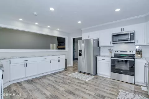 Kitchen - 219 Jasper Rd, Modoc, SC 29838 photo 3 of 3