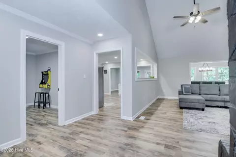 Entry Way - 219 Jasper Rd, Modoc, SC 29838 photo 5 of 10