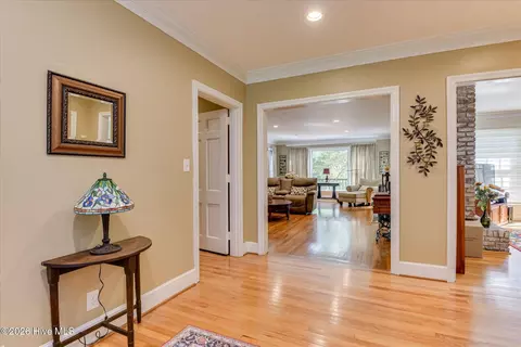 708 Oberlin Rd, Augusta, GA 30909 photo 8