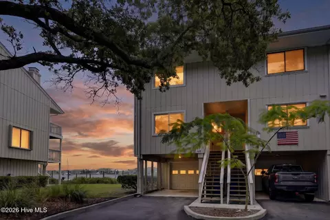 1200 Saint Joseph St #48, Carolina Beach, NC 28428