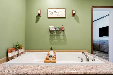 Bath - 4040 Willard Rd, Willard, NC 28478 photo 3 of 4