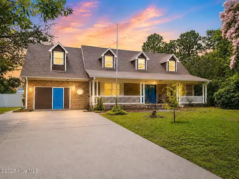 2315 Robert Hoke Rd, Wilmington, NC 28412