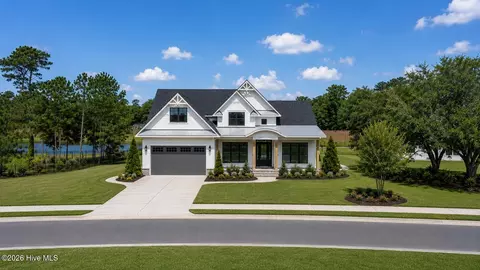 322 E Wayfinder Ln, Hampstead, NC 28443 photo 5