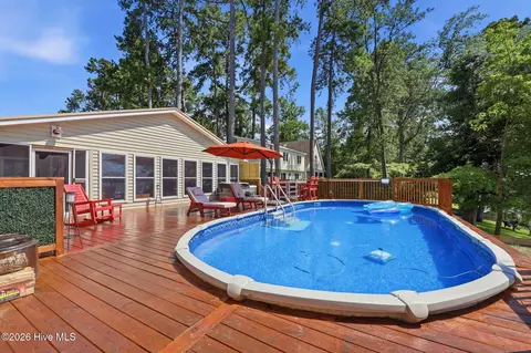 Exterior - 32 S 35 S Teachs Point Rd, Bath, NC 27808 photo 12 of 18