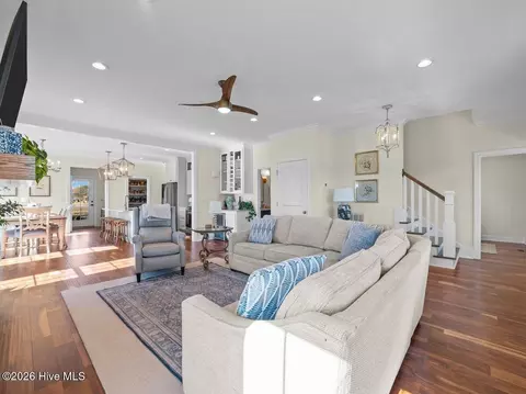 Living - 7132 County Home Rd, Ayden, NC 28513 photo 2 of 5