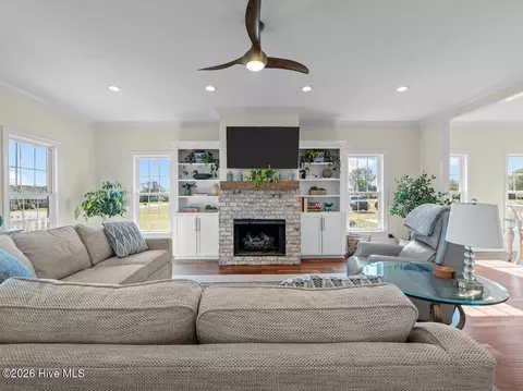 Living - 7132 County Home Rd, Ayden, NC 28513 photo 5 of 5