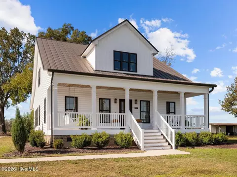 Exterior - 7132 County Home Rd, Ayden, NC 28513 photo 3 of 10