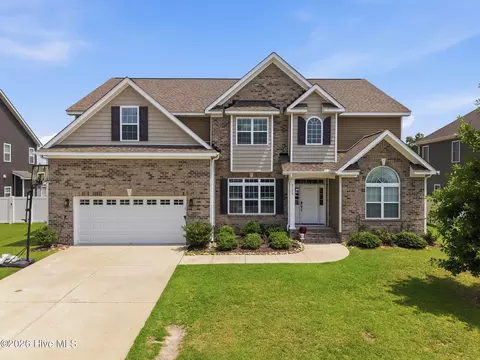 2120 Moxie Ln, Winterville, NC 28590