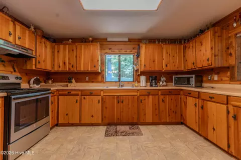 Kitchen - 110 Abbygale Rd, Murphy, NC 28906 photo 1 of 1