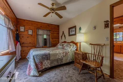 Bedroom - 110 Abbygale Rd, Murphy, NC 28906 photo 7 of 7