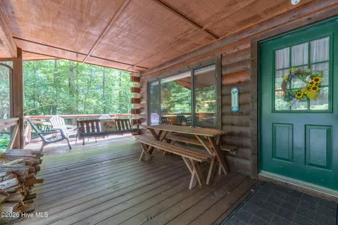 Exterior - 110 Abbygale Rd, Murphy, NC 28906 photo 5 of 8