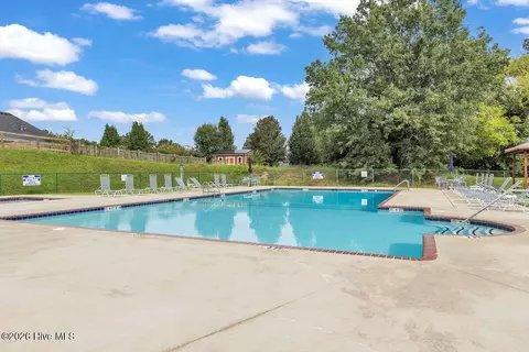 Exterior - 703 Harrison Dr, Evans, GA 30809 photo 4 of 8