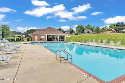 Exterior - 703 Harrison Dr, Evans, GA 30809 photo 3 of 8