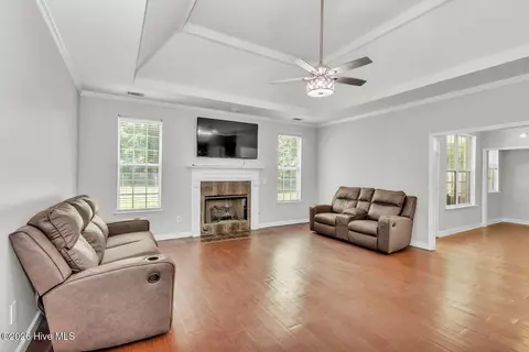 Living - 703 Harrison Dr, Evans, GA 30809 photo 1 of 2