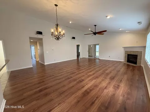 4913 Coronado Dr, Wilmington, NC 28409