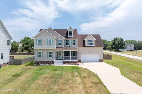 600 Willbrook Cir, Sneads Ferry, NC 28460