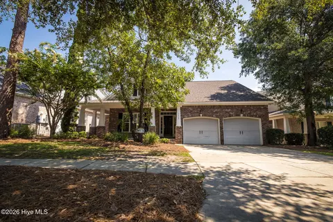 5009 Montford Dr, Wilmington, NC 28409