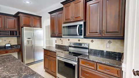 Kitchen - 1011 Winding Trl, Evans, GA 30809 photo 3 of 4