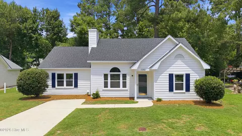 1040 Southbriar Dr, Rocky Mount, NC 27804