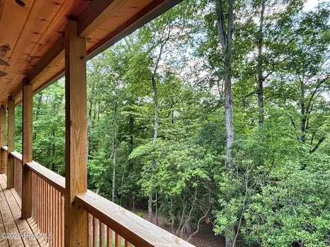 Exterior - 325 Dawsons Ln, Murphy, NC 28906 photo 4 of 10