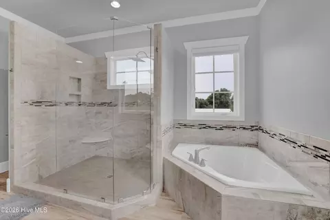 Bath - 1044 Mallard Bay Dr, Hampstead, NC 28443 photo 2 of 7