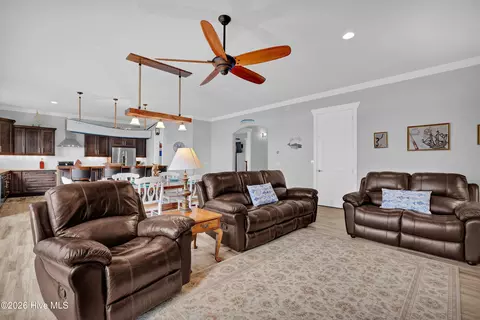 Living - 1044 Mallard Bay Dr, Hampstead, NC 28443 photo 3 of 3