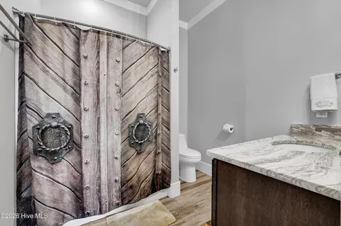 Bath - 1044 Mallard Bay Dr, Hampstead, NC 28443 photo 6 of 7