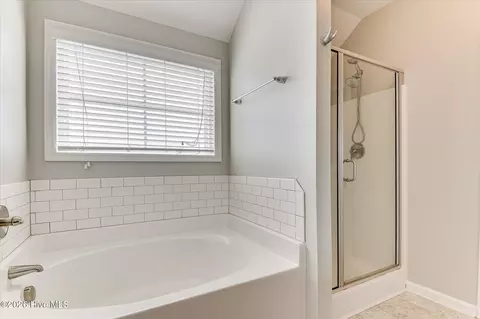Bath - 7002 Summerton Dr, Augusta, GA 30909 photo 2 of 3