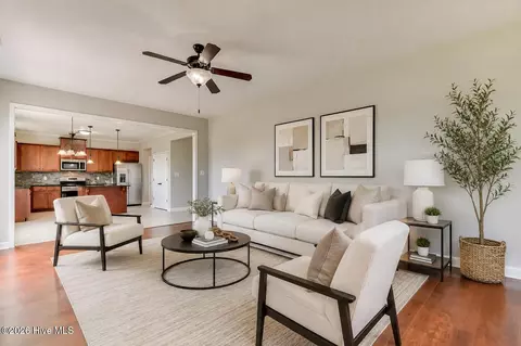 Living - 7002 Summerton Dr, Augusta, GA 30909 photo 1 of 2