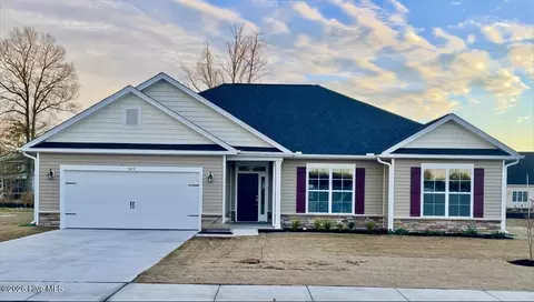 114 Seashore St, Grimesland, NC 27837