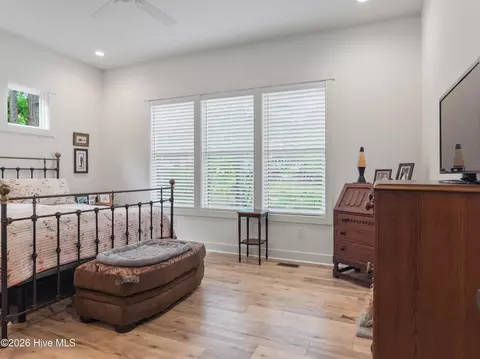 Bedroom - 32 Riviera Dr, Pinehurst, NC 28374 photo 2 of 8