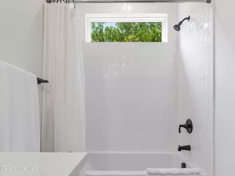 Bath - 32 Riviera Dr, Pinehurst, NC 28374 photo 5 of 9