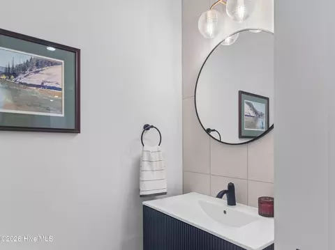 Bath - 32 Riviera Dr, Pinehurst, NC 28374 photo 1 of 9