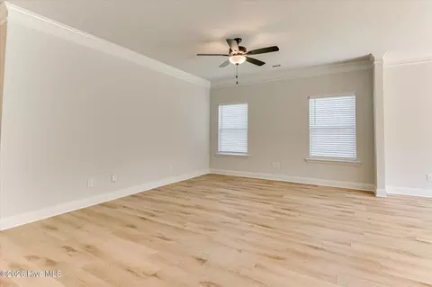 Living - 1060 Burlington Dr, Augusta, GA 30909 photo 2 of 4