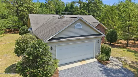Exterior - 11 Fur Ct W, Pinehurst, NC 28374 photo 11 of 14