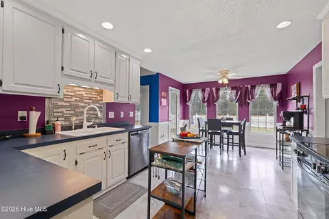724 Iris Bryant Rd, Dunn, NC 28334 photo 18