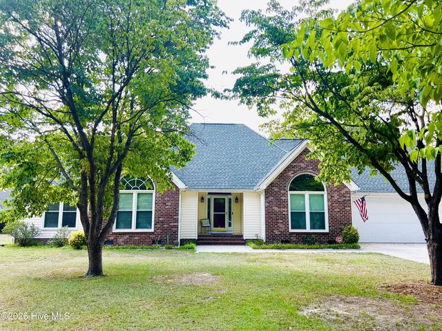 12681 Fawn Cir, Laurinburg, NC 28352