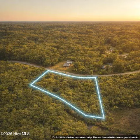 4915 Merrimon Rd, Beaufort, NC 28516