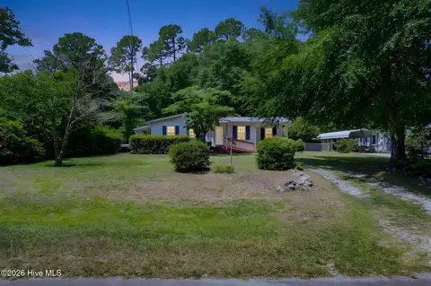 614 Jennings Dr, Wilmington, NC 28403