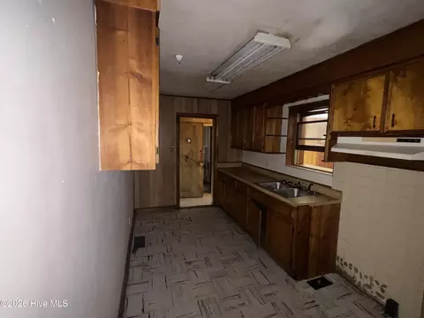 Entry Way - 2815 Deans Bridge Rd, Augusta, GA 30906 photo 2 of 3