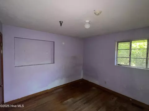 Bedroom - 2815 Deans Bridge Rd, Augusta, GA 30906 photo 2 of 2