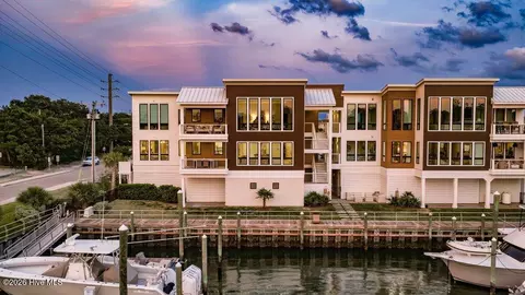 2 Marina St #B, Wrightsville Beach, NC 28480