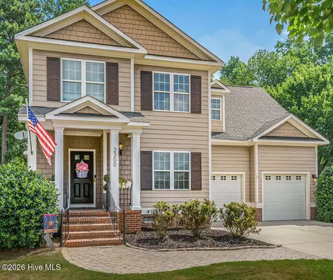 2300 Larkhaven Ct, Fayetteville, NC 28303